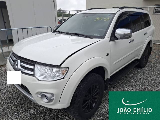 MITSUBISHI PAJERO DAKAR 2015