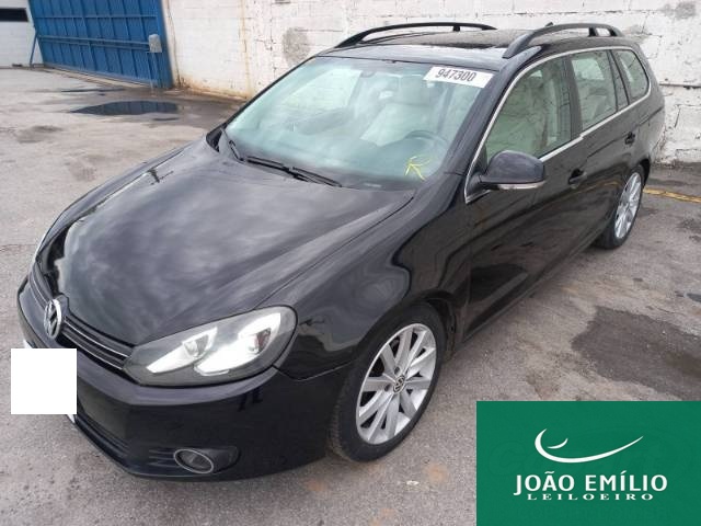 VOLKSWAGEN JETTA VARIANT 2011