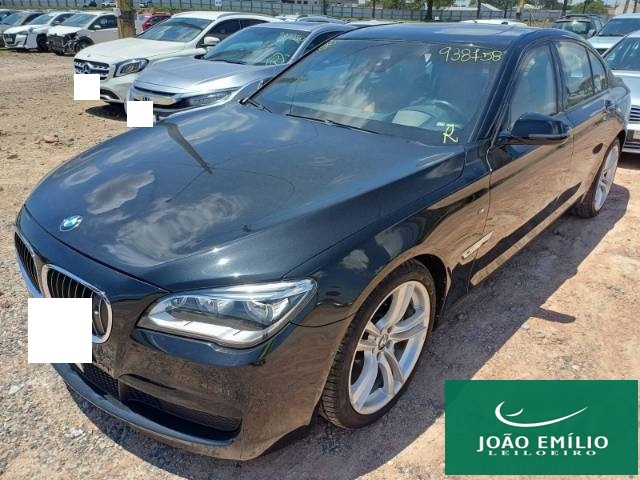 BMW SERIE 7 2015