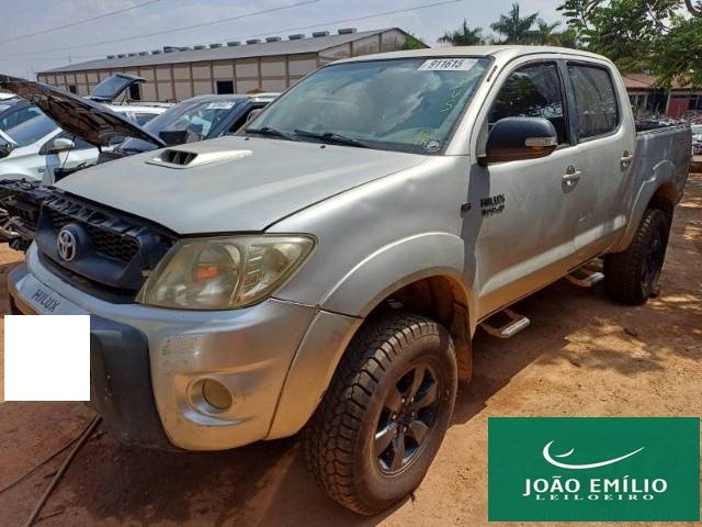 TOYOTA HILUX CD 2011