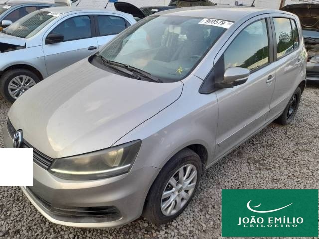 VOLKSWAGEN FOX 2015