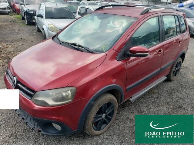 VOLKSWAGEN SPACEFOX 2012